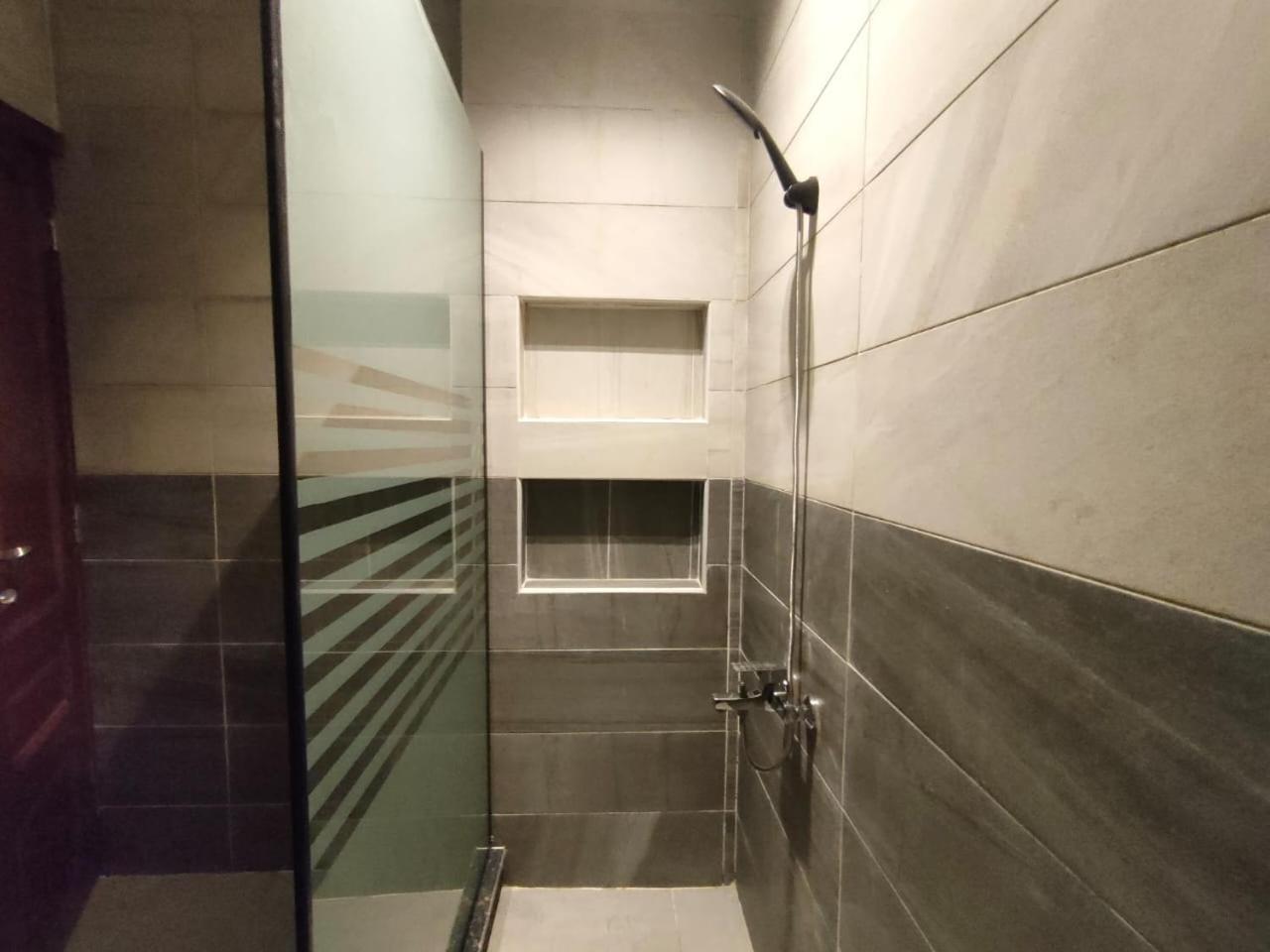Luxurious Downtown House Near Airport And Malls *