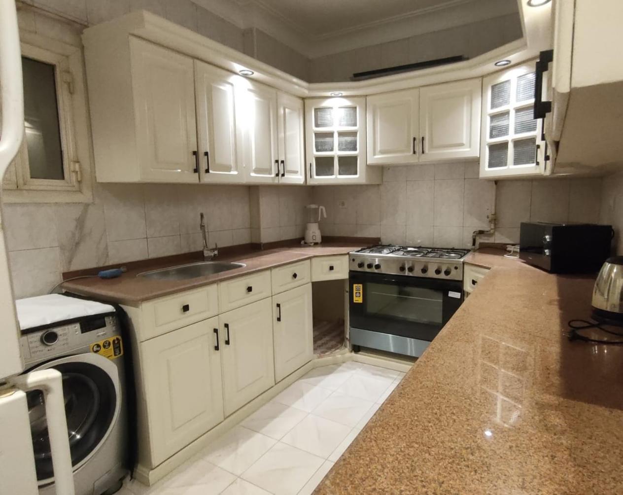 Luxurious Downtown House Near Airport And Malls Apartment *