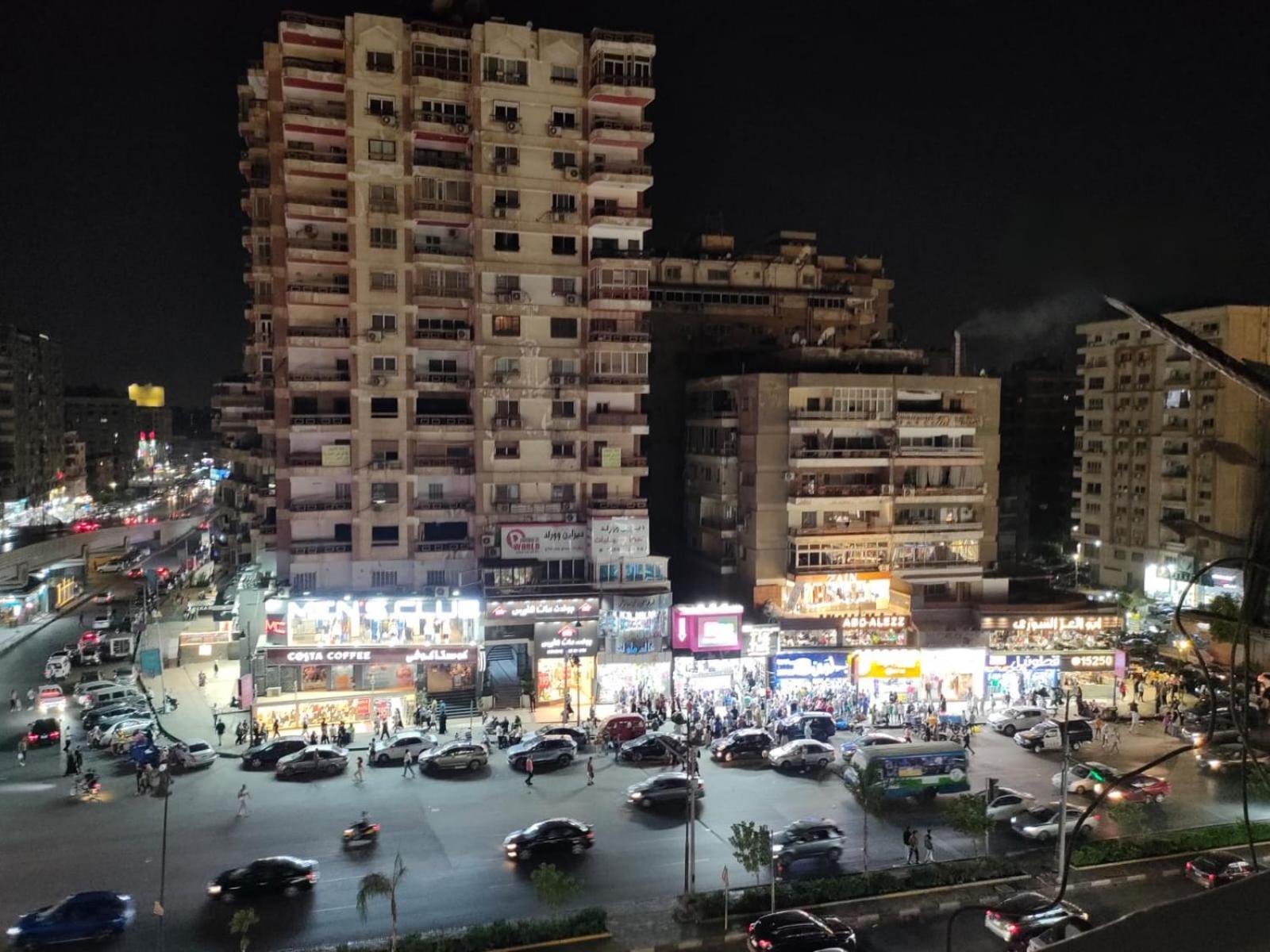 Luxurious Downtown House Near Airport And Malls Cairo